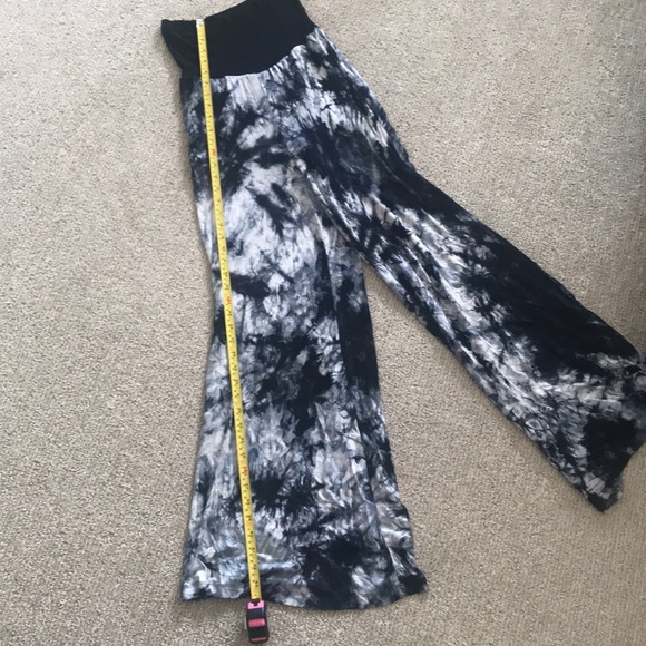 Tye-dye Flowy Pants - Picture 7 of 8